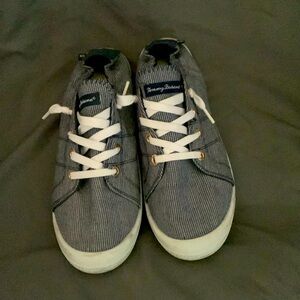Tommy Bahama sneakers